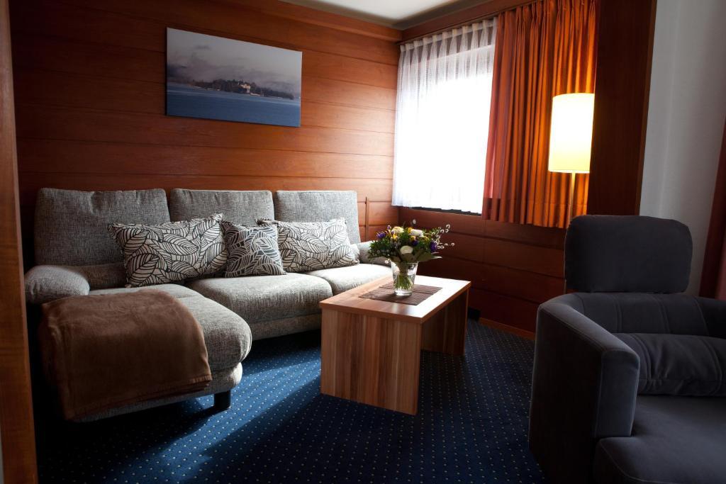 Hotel Knaus Am Hafen Uhldingen-Mühlhofen Cameră foto