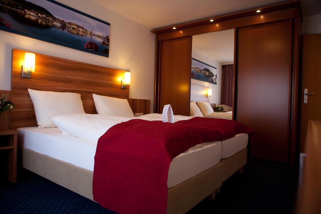 Hotel Knaus Am Hafen Uhldingen-Mühlhofen Cameră foto